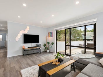 Freestanding Gem - Generous Outdoor Space
