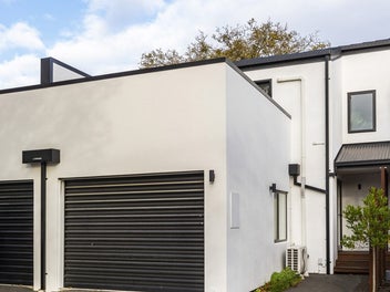 Prime Location, Reclad & Double glazed
