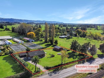 Spacious family living, inside and out!