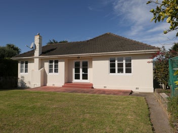 Image 1 of 20