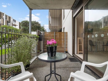 AFFORDABLE LIVING WITH CARPARK