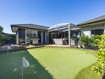 Hole In One...Plus Bonus Accommodation!