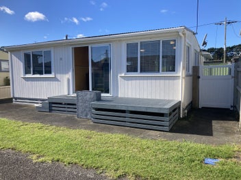 FAMILY FUN AT URENUI BEACH
