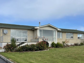 Image 1 of 18