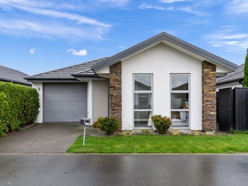 Modern Comfort Meets Easy Care Living