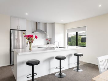 Modern Living, Made Simple