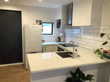 Image 1 of 20