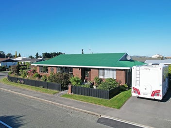 Image 1 of 20
