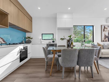 2-Bed Freestanding Townhouse – $800K+ | Norths...