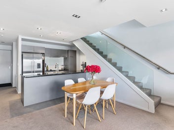 Huge Price Reduction -Vendors Relocated - Amaz...
