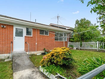 Charming Newly Renovated 2-Bedroom Home
