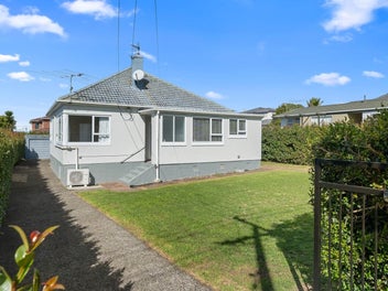 Location, Lifestyle and 817 m2 Land