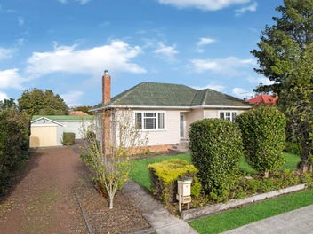 Nest or Invest on 860 m2 in Papatoetoe!