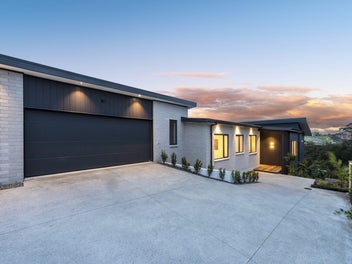 King of the Hill – Premium Legal Home & Income!