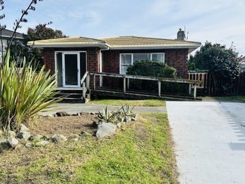 Image 1 of 18