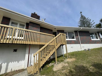 Image 1 of 18