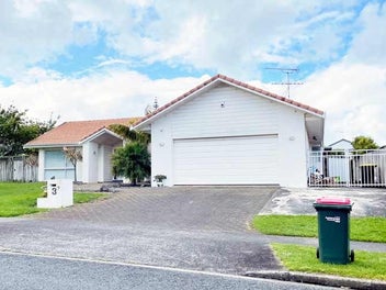 Image 1 of 20
