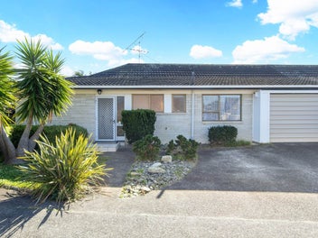 Sunnyhills Gem – Solid, Spacious, and Affordable!
