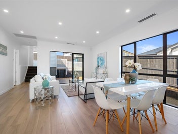 Brand New Homes! Freehold, Unique & Sophisticated