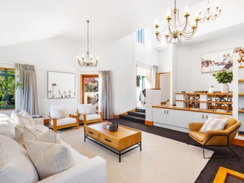 Privacy, Space and Style – Seller Committed