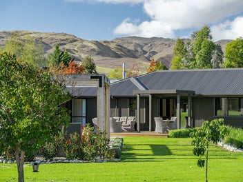 Convenient Modern Lifestyle Opportunity