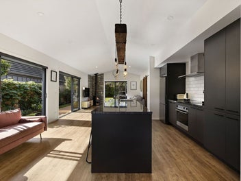 Stunning family home!