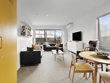 Smart townhouse in a great location