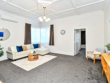 Forget the Algorithms-This Home Will Be Sold!