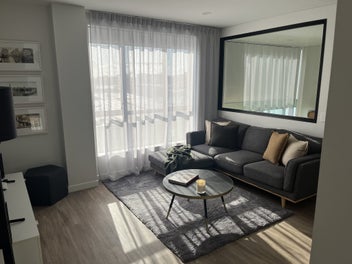 Image 1 of 8