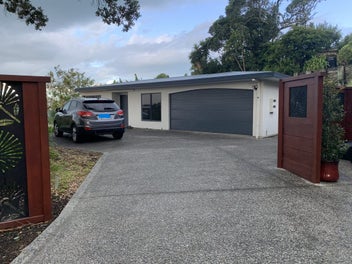 Image 1 of 18