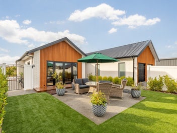 High spec, bespoke home with wildlife views
