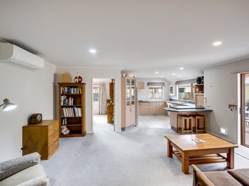Workshop Wonderland in Sought After Knightsbridge