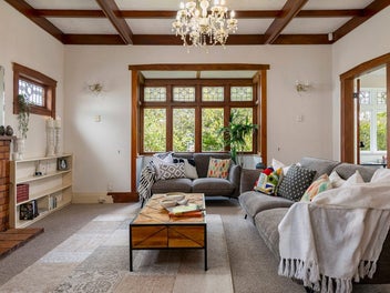 Elevated Full-Site Bungalow - Vendor has gone!