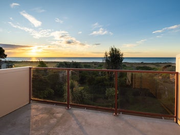 Coastal Charm Meets Rustic Luxury in Rarangi
