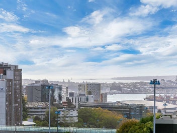 Sub penthouse sea views