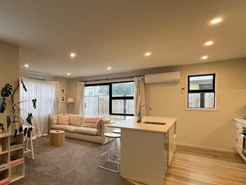 Image 1 of 18
