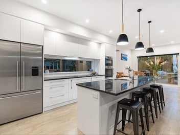 Grand Proportions, Modern Finishes