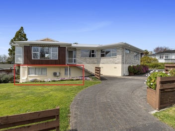 Image 1 of 8