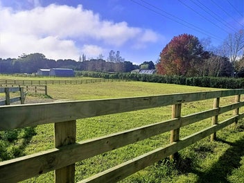 Image 1 of 5