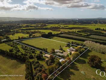 Ultimate Rural Lifestyle with Income
