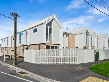 Image 1 of 15