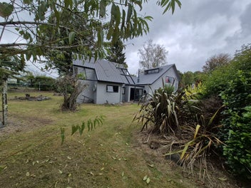 Image 1 of 24
