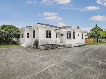 Image 1 of 25