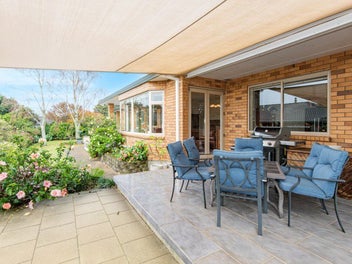 Spacious Family Living in Kamo West