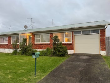 Image 1 of 14