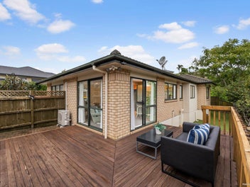 Fletcher built with reserve views – must sell