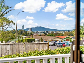 First Time on The Market, Ever!!