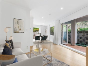 ELEGANT, PRICED TO SELL, DOUBLE WESTLAKE ZONE