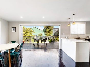 Fairytale Charm & Modern Living - Motivated Vendor