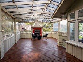 Affordable Mt Eden Family Package